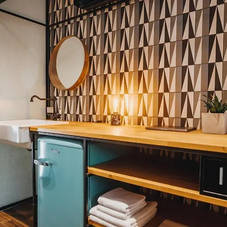 City Glamping By One66 Hotel Ljubljana Exterior photo
